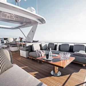 68 azimut residence yacht club Cerulean 3